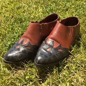 Western ankle boots *DONATED*